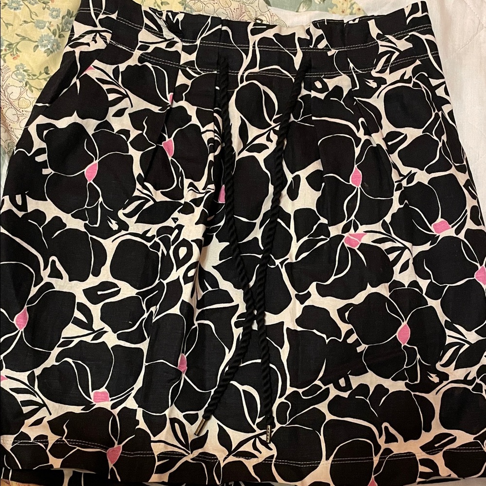 LOFT Black and Pink Floral Mini Skirt